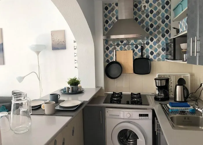 Trinidad Mit Netflix Appartement Fuengirola